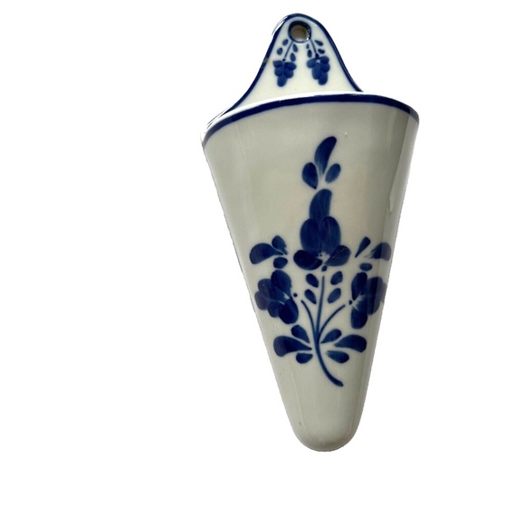 Viana do Castelo Portugal Pottery Wall Pocket Signed Hand Painted Floral Blue - Picture 4 of 7